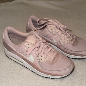 Nike Air Max Women's Light Pink Sneakers